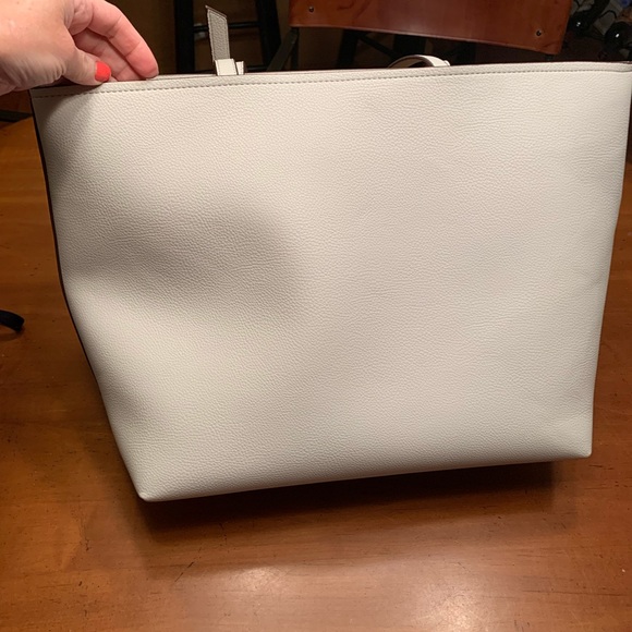 NWOT!! LAST CHANCE!! 👜 🎉ANTONIO MELANI LARGE TOTE— great for the office! - Picture 2 of 14